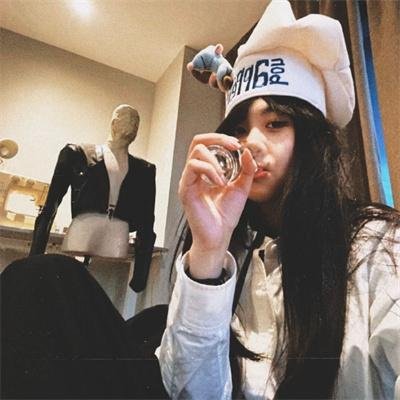 鸟儿们做，蜜蜂们也做